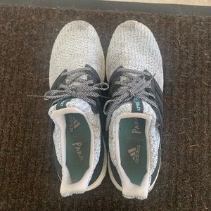 Adidas Ultra Boost Women’s Sneakers!